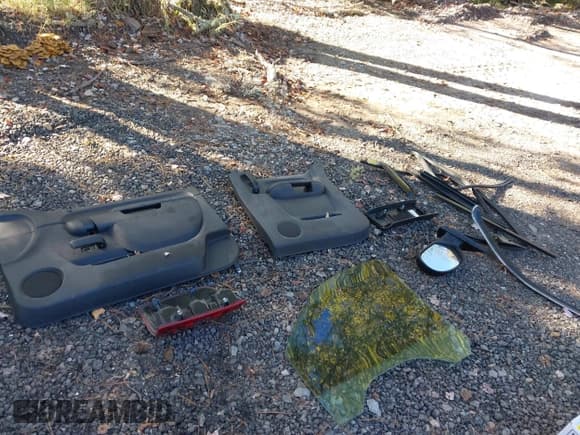 ✅ 2010 Chevrolet Silverado 1500 LT • VIN: 1GCSCSE02AZ122683 • Lot: 43467695. Listed on IAAI with 60,989 mi. Free auction sales archive from the USA and detailed vehicle history report at DreamBid. Image 12.