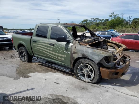 ✅ 2010 Dodge 1500 SLT • VIN: 1D7RV1CT5AS208066 • Lot: 48252135. Wystawiony na Copart z przebiegiem Nie podano. Bezpłatny archiwum sprzedaży aukcyjnych z USA i szczegółowy raport historii pojazdu na DreamBid. Zdjęcie 4.