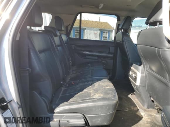 ✅ 2023 Ford Expedition Max XLT • VIN: 1FMJK1J89PEA03917 • Lot: 46228045. Wystawiony na Copart z przebiegiem 63 565 mil. Bezpłatny archiwum sprzedaży aukcyjnych z USA i szczegółowy raport historii pojazdu na DreamBid. Zdjęcie 11.