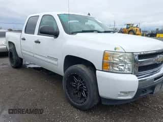 2011 Chevrolet Silverado 1500 LT с VIN 3GCPKSE30BG276068, выставлен на аукционе IAAI как лот 43450680 с пробегом 215 438 миль миль и . История ставок и продаж доступна на DreamBid. Изображение 1.