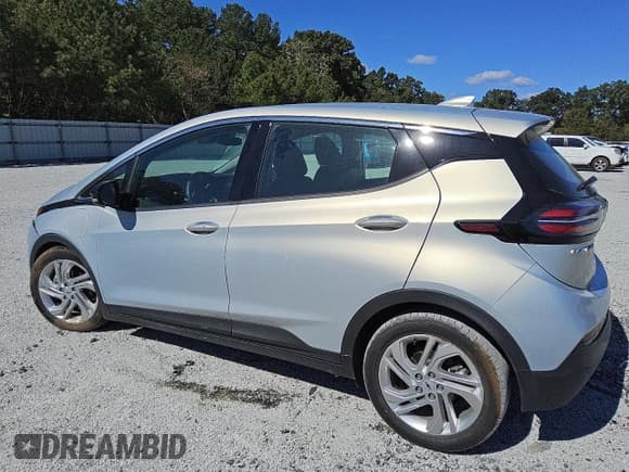 ✅ 2023 Chevrolet Bolt EV 1LT • VIN: 1G1FW6S0XP4186439 • Lot: 76360714. Wystawiony na Copart z przebiegiem 25 080 mil. Bezpłatny archiwum sprzedaży aukcyjnych z USA i szczegółowy raport historii pojazdu na DreamBid. Zdjęcie 2.