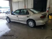 ✅ 2002 Pontiac Sunfire SE • VIN: 1G2JB524627155677 • Лот: 55771625. Опубликован ранее на Copart с пробегом 169 305 миль. Бесплатный доступ к архиву аукционных продаж из США и подробный отчёт об истории автомобиля на DreamBid. Изображение 2.