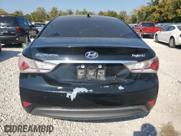 ✅ 2015 Hyundai Sonata • VIN: KMHEC4A46FA137139 • Лот: 82529615. Опубликован ранее на Copart с пробегом 125 304 миль. Бесплатный доступ к архиву аукционных продаж из США и подробный отчёт об истории автомобиля на DreamBid. Изображение 6.