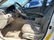 ✅ 2003 Lexus ES 300 • VIN: JTHBF30GX30118890 • Lot: 62272075. Listed on Copart with 231,455 mi. Free auction sales archive from the USA and detailed vehicle history report at DreamBid. Image 7.