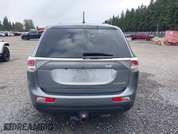 2014 Mitsubishi Outlander SE с VIN JA4AZ3A36EZ019301, выставлен на аукционе IAAI как лот 43431533 с пробегом 139 769 миль миль и . История ставок и продаж доступна на DreamBid. Изображение 16.