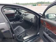 ✅ 2016 Jaguar XJ Portfolio • VIN: SAJWJ2GD0G8V97045 • Lot: 42410272. Listed on IAAI with 101,116 mi. Free auction sales archive from the USA and detailed vehicle history report at DreamBid. Image 5.