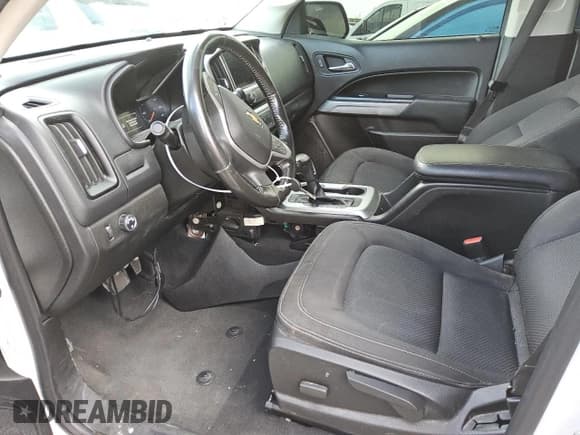 ✅ 2021 Chevrolet Colorado 2WD LT • VIN: 1GCGSCEN1M1210718 • Lot: 68959315. Wystawiony na Copart z przebiegiem 75 266 mil. Bezpłatny archiwum sprzedaży aukcyjnych z USA i szczegółowy raport historii pojazdu na DreamBid. Zdjęcie 7.