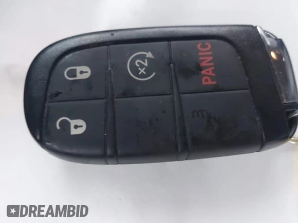 ✅ 2022 Jeep Compass Latitude Lux • VIN: 3C4NJDFB8NT130153 • Lot: 43719362. Wystawiony na IAAI z przebiegiem 81 726 mil. Bezpłatny archiwum sprzedaży aukcyjnych z USA i szczegółowy raport historii pojazdu na DreamBid. Zdjęcie 11.