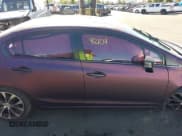 ✅ 2013 Honda Civic Si • VIN: 2HGFB6E50DH709266 • Lot: 43582104. Listed on IAAI with 131,834 mi. Free auction sales archive from the USA and detailed vehicle history report at DreamBid. Image 14.