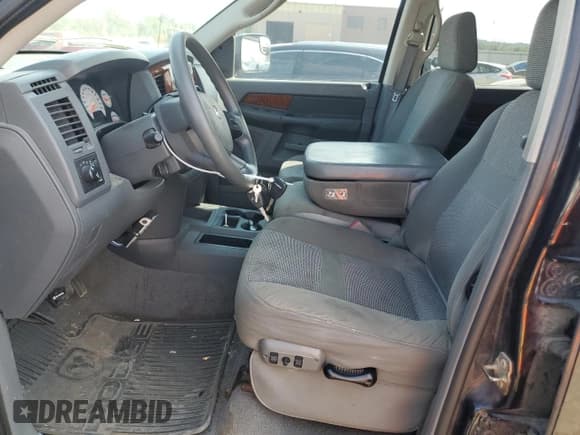 ✅ 2006 Dodge 1500 SLT • VIN: 3D7KS19D96G253732 • Lot: 72061325. Wystawiony na Copart z przebiegiem 199 022 mil. Bezpłatny archiwum sprzedaży aukcyjnych z USA i szczegółowy raport historii pojazdu na DreamBid. Zdjęcie 7.