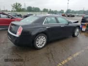 ✅ 2012 Chrysler 300 Limited • VIN: 2C3CCAHG0CH313677 • Лот: 67030375. Опубликован ранее на Copart с пробегом 92 726 миль. Бесплатный доступ к архиву аукционных продаж из США и подробный отчёт об истории автомобиля на DreamBid. Изображение 3.