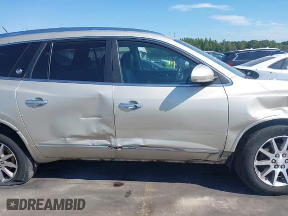 ✅ 2013 Buick Enclave Leather • VIN: 5GAKVCKD9DJ244338 • Lot: 43112796. Wystawiony na IAAI z przebiegiem 228 818 mil. Bezpłatny archiwum sprzedaży aukcyjnych z USA i szczegółowy raport historii pojazdu na DreamBid. Zdjęcie 14.