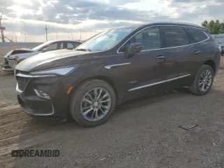 ✅ 2022 Buick Enclave Avenir • VIN: 5GAEVCKW2NJ124249 • Лот: 70402314. Опубликован ранее на Copart с пробегом 25 457 миль. Бесплатный доступ к архиву аукционных продаж из США и подробный отчёт об истории автомобиля на DreamBid. Изображение 1.