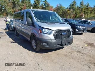 ✅ 2023 Ford Transit Passenger XLT • VIN: 1FBAX2Y88PKC06613 • Lot: 43341628. Listed on IAAI with 15,606 mi. Free auction sales archive from the USA and detailed vehicle history report at DreamBid. Image 1.