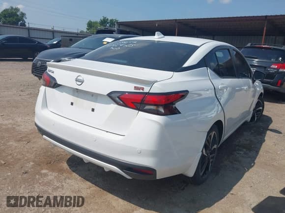 ✅ 2024 Nissan Versa SR • VIN: 3N1CN8FV3RL840308 • Лот: 42905349. Опубликован ранее на IAAI с пробегом 11 389 миль. Бесплатный доступ к архиву аукционных продаж из США и подробный отчёт об истории автомобиля на DreamBid. Изображение 4.