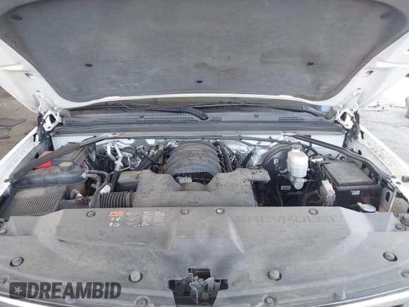 ✅ 2015 Chevrolet Suburban LT • VIN: 1GNSCJKC1FR137893 • Lot: 42602438. Wystawiony na IAAI z przebiegiem 157 441 mil. Bezpłatny archiwum sprzedaży aukcyjnych z USA i szczegółowy raport historii pojazdu na DreamBid. Zdjęcie 10.