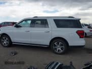 ✅ 2023 Ford Expedition Max Limited • VIN: 1FMJK1K85PEA54216 • Lot: 42673439. Wystawiony na IAAI z przebiegiem 79 217 mil. Bezpłatny archiwum sprzedaży aukcyjnych z USA i szczegółowy raport historii pojazdu na DreamBid. Zdjęcie 15.