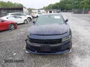 ✅ 2015 Dodge Charger SXT • VIN: 2C3CDXJG8FH898376 • Lot: 42948897. Wystawiony na IAAI z przebiegiem 211 730 mil. Bezpłatny archiwum sprzedaży aukcyjnych z USA i szczegółowy raport historii pojazdu na DreamBid. Zdjęcie 12.