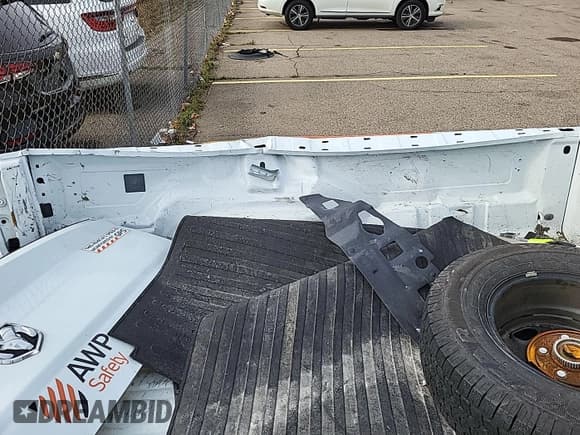 ✅ 2023 Ram 1500 Tradesman • VIN: 3C6JR6DG4PG639712 • Лот: 43939841. Опубликован ранее на IAAI с пробегом Не указан. Бесплатный доступ к архиву аукционных продаж из США и подробный отчёт об истории автомобиля на DreamBid. Изображение 19.