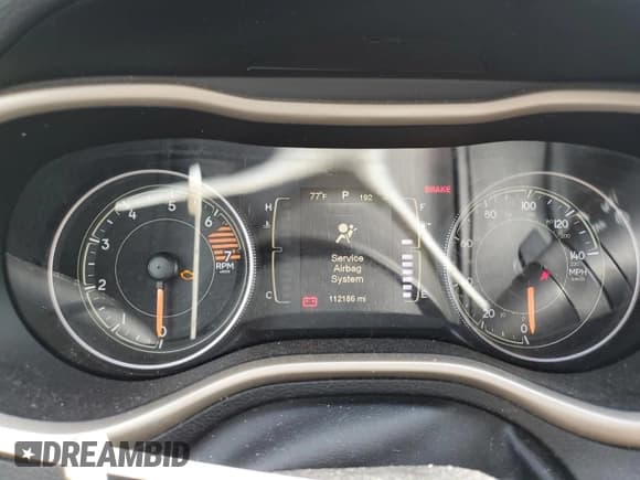 ✅ 2016 Jeep Cherokee Altitude • VIN: 1C4PJLCB3GW209573 • Lot: 59858895. Wystawiony na Copart z przebiegiem 112 186 mil. Bezpłatny archiwum sprzedaży aukcyjnych z USA i szczegółowy raport historii pojazdu na DreamBid. Zdjęcie 9.