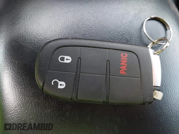 ✅ 2014 Dodge Journey Crossroad • VIN: 3C4PDCGB2ET261085 • Лот: 42345617. Опубликован ранее на IAAI с пробегом 125 036 миль. Бесплатный доступ к архиву аукционных продаж из США и подробный отчёт об истории автомобиля на DreamBid. Изображение 11.