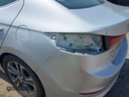 ✅ 2017 Hyundai Elantra SE • VIN: 5NPD84LF6HH060784 • Lot: 42586352. Listed on IAAI with 121,372 mi. Free auction sales archive from the USA and detailed vehicle history report at DreamBid. Image 21.