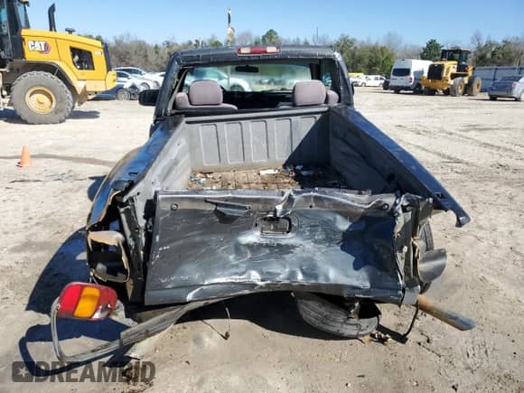 2000 GMC Sierra 1500 SLE с VIN 1GTEC14W0YZ248659, выставлен на аукционе Copart как лот 44751355 с пробегом Не указан миль и Списание • Salvage title. История ставок и продаж доступна на DreamBid. Изображение 6.