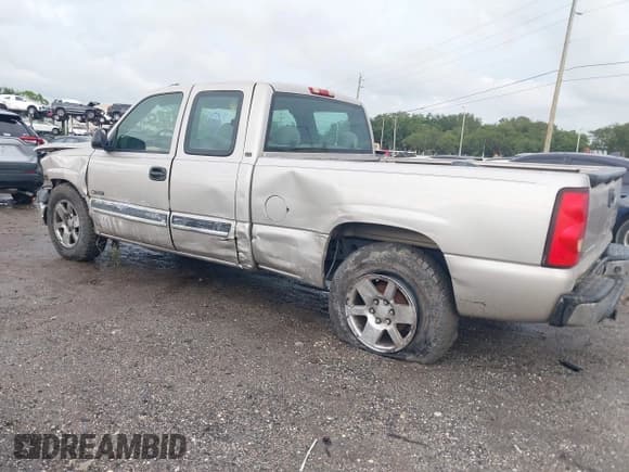 ✅ 2005 Chevrolet Silverado 1500 LT • VIN: 1GCEC19T85Z341844 • Лот: 43183407. Опубликован ранее на IAAI с пробегом 209 201 миль. Бесплатный доступ к архиву аукционных продаж из США и подробный отчёт об истории автомобиля на DreamBid. Изображение 3.