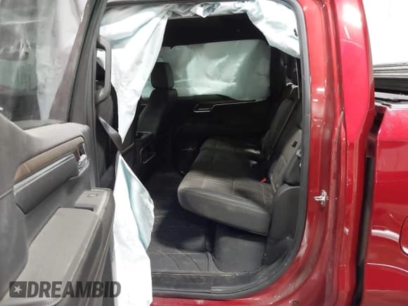 ✅ 2024 Chevrolet Silverado 1500 High Country • VIN: 1GCUDJE83RZ272867 • Лот: 43197245. Опубликован ранее на IAAI с пробегом 11 491 миль. Бесплатный доступ к архиву аукционных продаж из США и подробный отчёт об истории автомобиля на DreamBid. Изображение 8.