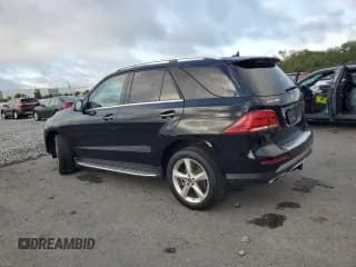 ✅ 2019 Mercedes-Benz GLE 400 • VIN: 4JGDA5GB6KB211824 • Lot: 90281045. Wystawiony na Copart z przebiegiem 89 030 mil. Bezpłatny archiwum sprzedaży aukcyjnych z USA i szczegółowy raport historii pojazdu na DreamBid. Zdjęcie 2.