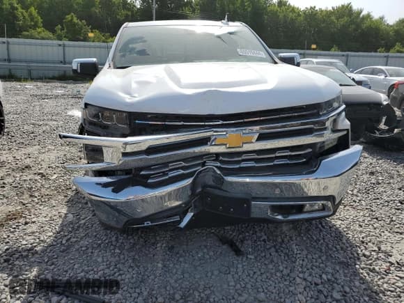 ✅ 2019 Chevrolet Silverado 1500 LTZ • VIN: 1GCUYGED7KZ150524 • Lot: 65519444. Wystawiony na Copart z przebiegiem 61 792 mil. Bezpłatny archiwum sprzedaży aukcyjnych z USA i szczegółowy raport historii pojazdu na DreamBid. Zdjęcie 5.