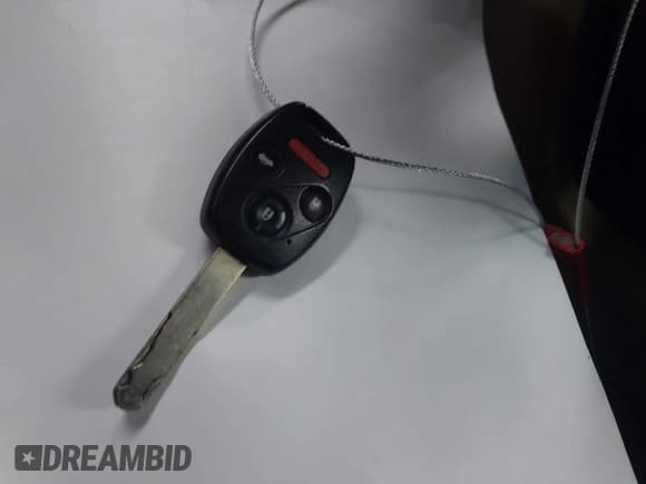 ✅ 2009 Honda Accord EX-L • VIN: JHMCP26839C001039 • Lot: 43748396. Wystawiony na IAAI z przebiegiem 168 757 mil. Bezpłatny archiwum sprzedaży aukcyjnych z USA i szczegółowy raport historii pojazdu na DreamBid. Zdjęcie 11.