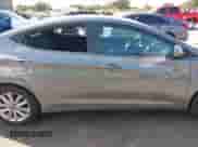 2014 Hyundai Elantra SE z VIN 5NPDH4AE6EH488067, wystawiony jako IAAI lot #43055126 z przebiegiem 104 871 mil mil oraz . Historia ofert i sprzedaży dostępna na DreamBid. Obrazek 13.