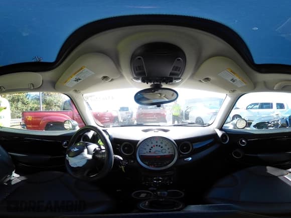 ✅ 2013 MINI Hardtop S • VIN: WMWSV3C5XDT390514 • Lot: 43462268. Wystawiony na IAAI z przebiegiem 158 718 mil. Bezpłatny archiwum sprzedaży aukcyjnych z USA i szczegółowy raport historii pojazdu na DreamBid. Zdjęcie 18.