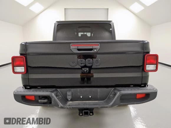 ✅ 2022 Jeep Gladiator Texas Trail • VIN: 1C6HJTAG0NL172023 • Лот: 58218515. Опубликован ранее на Copart с пробегом 74 788 миль. Бесплатный доступ к архиву аукционных продаж из США и подробный отчёт об истории автомобиля на DreamBid. Изображение 6.