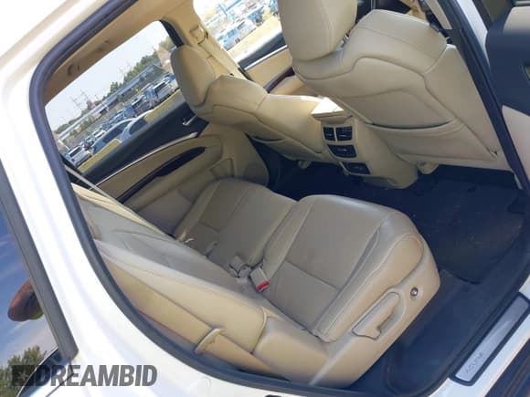 ✅ 2020 Acura MDX • VIN: 5J8YD4H31LL036474 • Lot: 43134734. Wystawiony na IAAI z przebiegiem 68 378 mil. Bezpłatny archiwum sprzedaży aukcyjnych z USA i szczegółowy raport historii pojazdu na DreamBid. Zdjęcie 8.