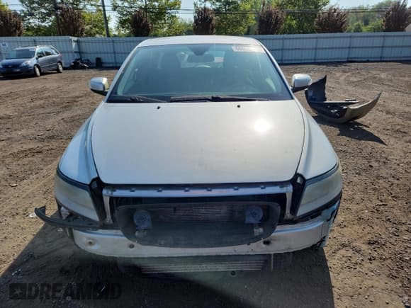 ✅ 2011 Volvo V50 • VIN: YV1672MW1B2630563 • Lot: 68689055. Listed on Copart with Not provided. Free auction sales archive from the USA and detailed vehicle history report at DreamBid. Image 5.