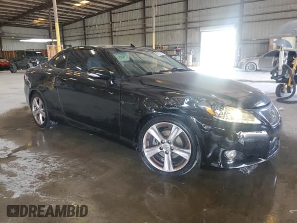 ✅ 2012 Lexus IS 250 C • VIN: JTHFF2C25C2525029 • Lot: 69102515. Wystawiony na Copart z przebiegiem 199 565 mil. Bezpłatny archiwum sprzedaży aukcyjnych z USA i szczegółowy raport historii pojazdu na DreamBid. Zdjęcie 4.