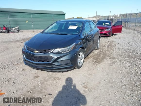 ✅ 2017 Chevrolet Cruze LT • VIN: 3G1BE6SM6HS531133 • Lot: 43536755. Listed on IAAI with 60,613 mi. Free auction sales archive from the USA and detailed vehicle history report at DreamBid. Image 2.