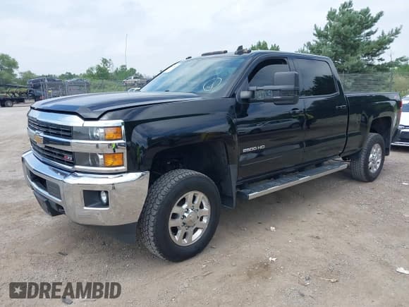 ✅ 2015 Chevrolet Silverado 2500HD LT • VIN: 1GC1KVEGXFF661574 • Lot: 42809342. Listed on IAAI with 265,001 mi. Free auction sales archive from the USA and detailed vehicle history report at DreamBid. Image 2.