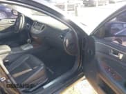 ✅ 2009 Hyundai Genesis • VIN: KMHGC46E69U046515 • Lot: 43634289. Wystawiony na IAAI z przebiegiem 195 447 mil. Bezpłatny archiwum sprzedaży aukcyjnych z USA i szczegółowy raport historii pojazdu na DreamBid. Zdjęcie 5.