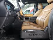 ✅ 2013 Lincoln Navigator • VIN: 5LMJJ3H57DEL02275 • Lot: 47443175. Wystawiony na Copart z przebiegiem 227 002 mil. Bezpłatny archiwum sprzedaży aukcyjnych z USA i szczegółowy raport historii pojazdu na DreamBid. Zdjęcie 7.