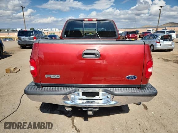 ✅ 2000 Ford F-150 XL • VIN: 1FTRX07L7YKA25495 • Lot: 84915535. Wystawiony na Copart z przebiegiem Nie podano. Bezpłatny archiwum sprzedaży aukcyjnych z USA i szczegółowy raport historii pojazdu na DreamBid. Zdjęcie 6.