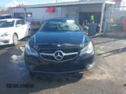 ✅ 2015 Mercedes-Benz E 400 • VIN: WDDKJ6HB5FF305519 • Lot: 43696240. Wystawiony na IAAI z przebiegiem Nie podano. Bezpłatny archiwum sprzedaży aukcyjnych z USA i szczegółowy raport historii pojazdu na DreamBid. Zdjęcie 12.