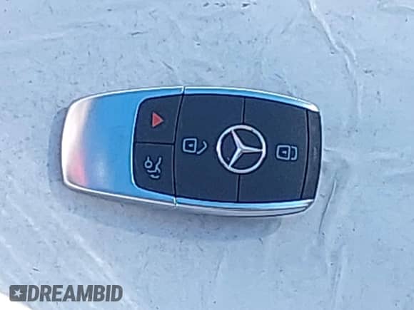 2023 Mercedes-Benz CLA 250 z VIN W1K5J4GB5PN416145, wystawiony jako IAAI lot #42619892 z przebiegiem 16 684 mil mil oraz . Historia ofert i sprzedaży dostępna na DreamBid. Obrazek 11.