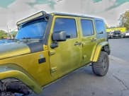 ✅ 2008 Jeep Wrangler Unlimited Sahara • VIN: 1J4GA59148L521893 • Lot: 94819545. Wystawiony na Copart z przebiegiem 149 749 mil. Bezpłatny archiwum sprzedaży aukcyjnych z USA i szczegółowy raport historii pojazdu na DreamBid. Zdjęcie 13.