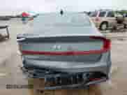 2021 Hyundai Sonata SEL z VIN 5NPEF4JA1MH102810, wystawiony jako Copart lot #70359175 z przebiegiem 49 293 mil mil oraz Czysty tytuł • Clean title. Historia ofert i sprzedaży dostępna na DreamBid. Obrazek 6.