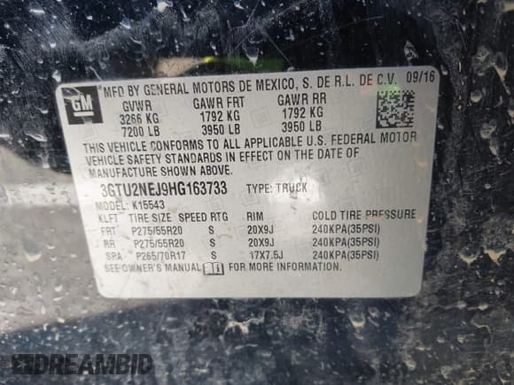 ✅ 2017 GMC Sierra 1500 SLT • VIN: 3GTU2NEJ9HG163733 • Lot: 43472082. Listed on IAAI with 142,828 mi. Free auction sales archive from the USA and detailed vehicle history report at DreamBid. Image 9.