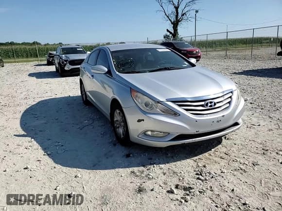 ✅ 2013 Hyundai Sonata GLS • VIN: 5NPEB4ACXDH692602 • Lot: 67392454. Listed on Copart with 193,552 mi. Free auction sales archive from the USA and detailed vehicle history report at DreamBid. Image 11.