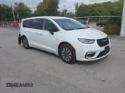 ✅ 2024 Chrysler Pacifica Hybrid Select • VIN: 2C4RC1S79RR185022 • Lot: 43271506. Listed on IAAI with 15,187 mi. Free auction sales archive from the USA and detailed vehicle history report at DreamBid. Image 1.